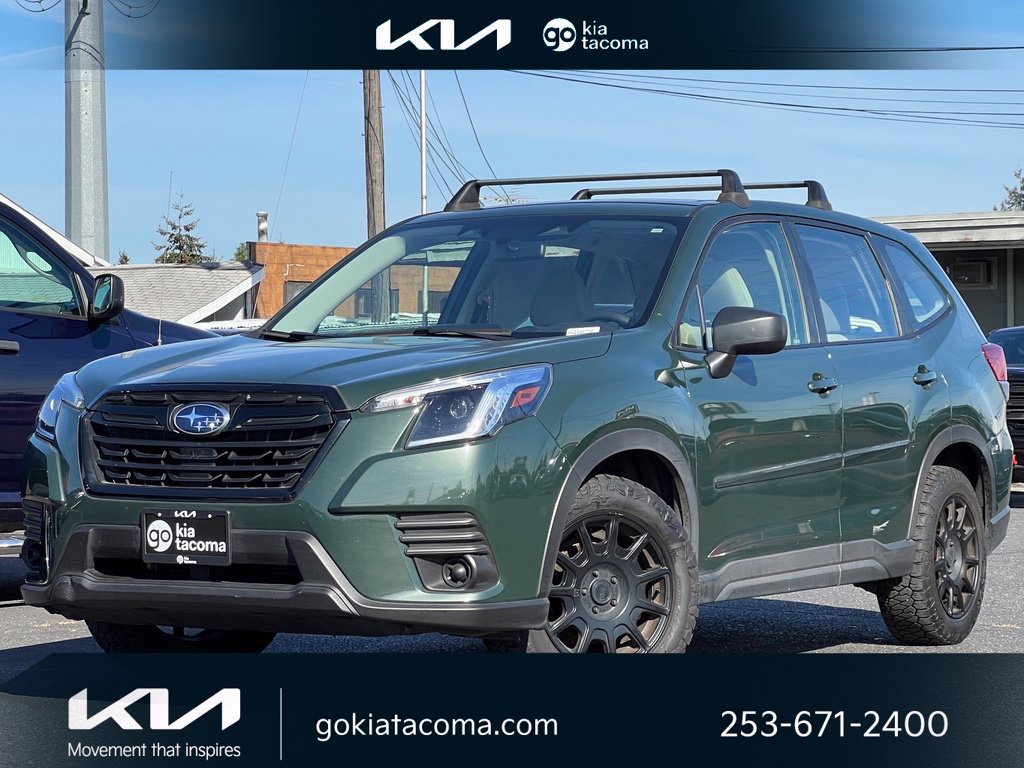 Used 2023 Subaru Forester AWD/4WD image 1