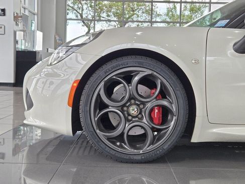 Used 2015 Alfa Romeo 4C Coupe w/ Leather Interior Group RWD image 9