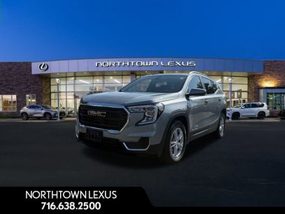 Used 2024 GMC Terrain SLE w/ Driver Convenience Package
