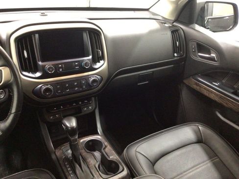 Used 2022 GMC Canyon Denali image 32