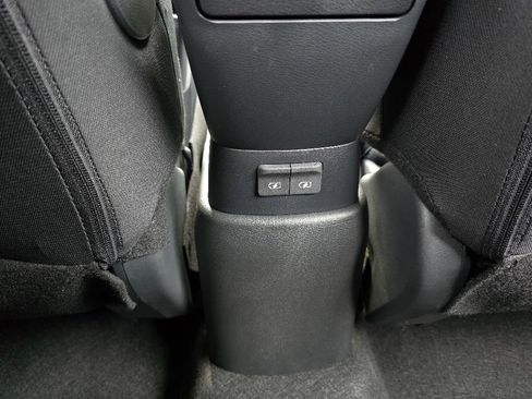 New 2025 Nissan Kicks Play S image 24