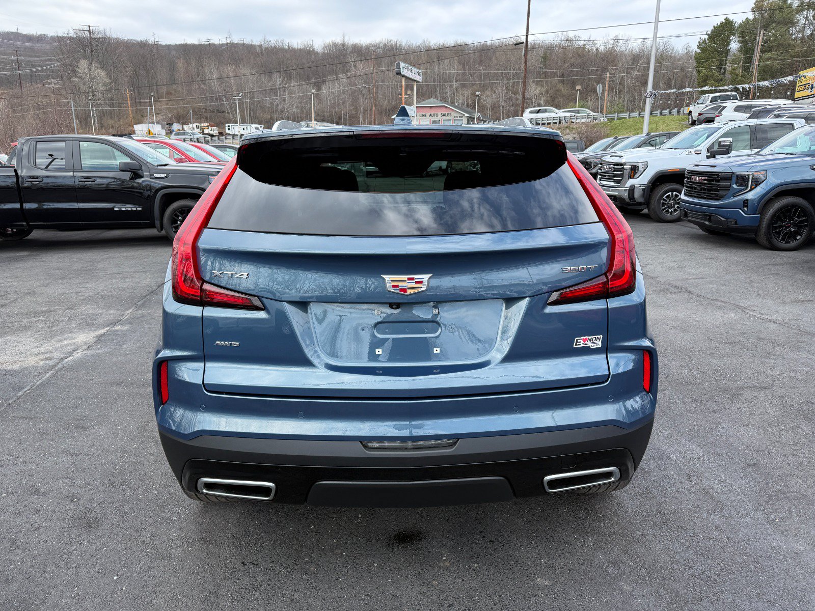 Certified 2024 Cadillac XT4 Premium Luxury AWD/4WD image 4