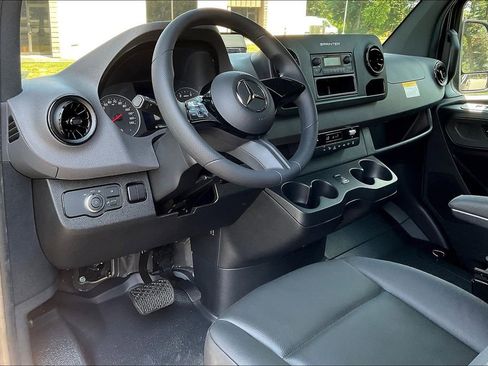 New 2025 Mercedes-Benz Sprinter 3500 image 5