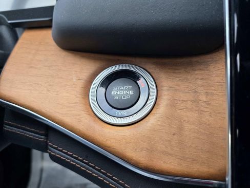 Certified 2022 Jeep Grand Cherokee Summit image 36