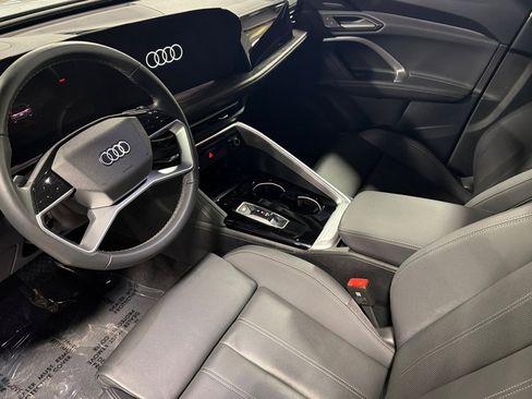 Used 2025 Audi Q5 Premium Plus w/ Premium Plus image 9