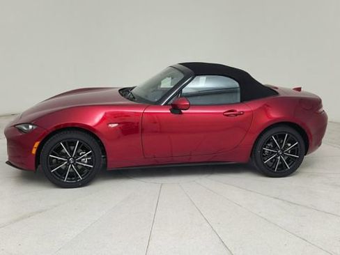 New 2026 MAZDA MX-5 Miata Grand Touring RWD image 2