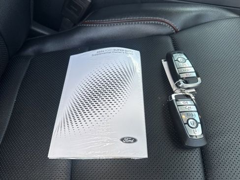 Used 2024 Ford F250 Lariat w/ Lariat Ultimate Package image 27