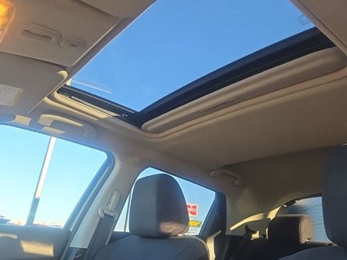 Used 2011 Nissan Juke SV image 23