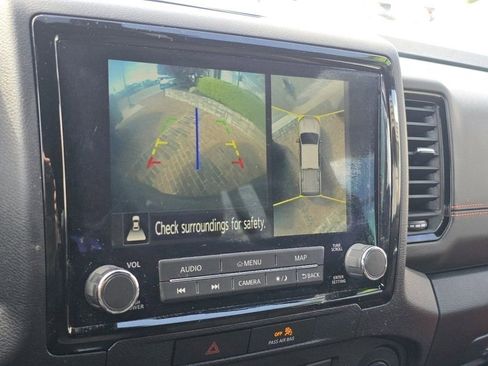 Used 2022 Nissan Frontier PRO-4X AWD/4WD image 4