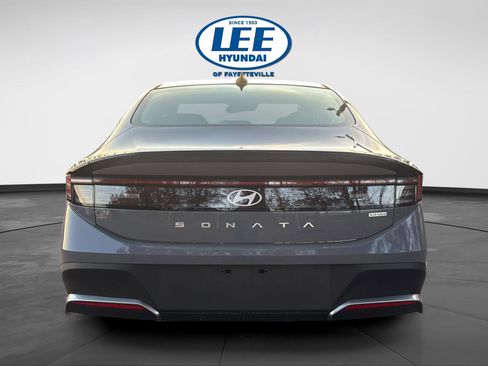 New 2026 Hyundai Sonata Blue FWD image 5