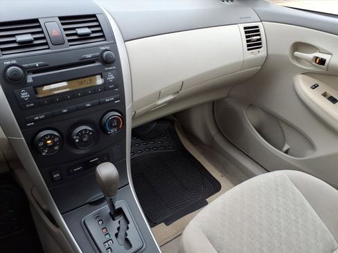 Used 2009 Toyota Corolla LE image 30
