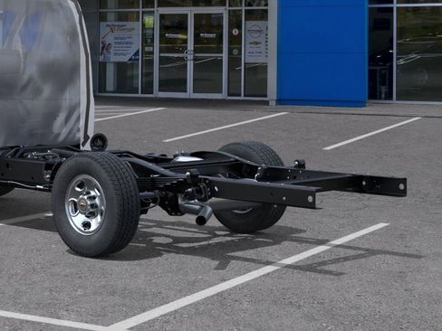 New 2025 Chevrolet Express 3500 w/ Power Convenience Package image 35