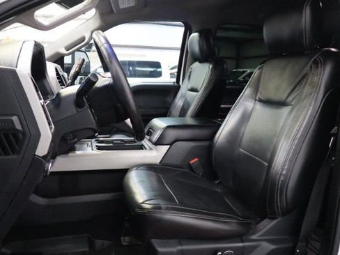 Used 2019 Ford F250 Lariat w/ Lariat Value Package AWD/4WD image 31