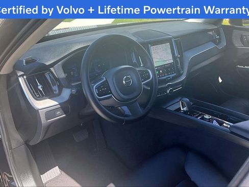 Used 2025 Volvo XC60 B5 Plus AWD/4WD image 19