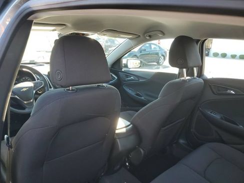 Used 2024 Chevrolet Malibu RS FWD image 9