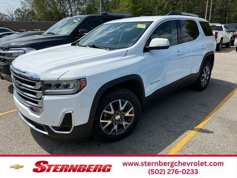 Used 2023 GMC Acadia SLT image 1