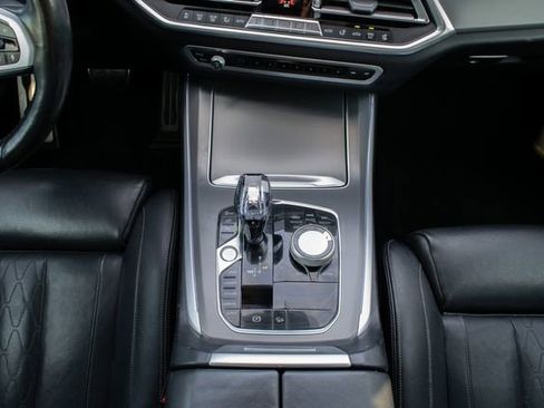 Used 2019 BMW X5 xDrive50i w/ M Sport Package image 30