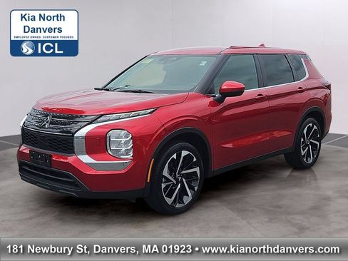 Used 2022 Mitsubishi Outlander ES AWD/4WD image 1