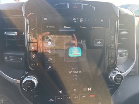 Used 2024 RAM 2500 Big Horn w/ Sport Appearance Package image 20