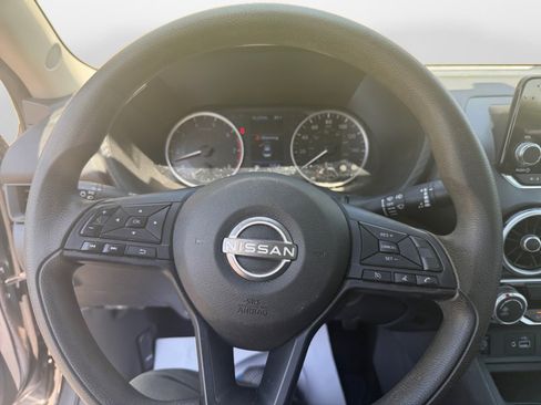 Used 2024 Nissan Sentra S FWD image 10