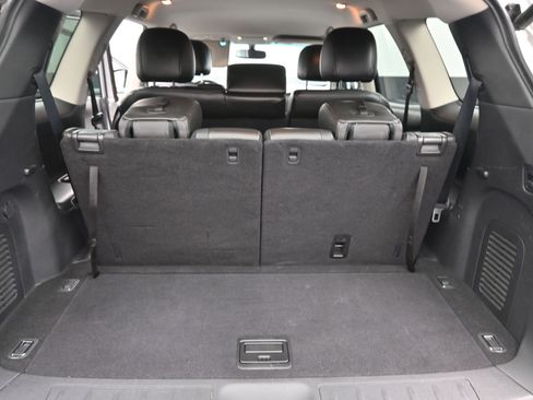 Used 2013 Nissan Pathfinder Platinum image 16