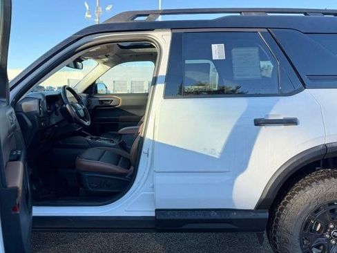 New 2025 Ford Bronco Sport Outer Banks w/ Sasquatch Outer Banks Package image 11