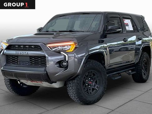 Used 2021 Toyota 4Runner Venture w/ Moonroof Package AWD/4WD image 1