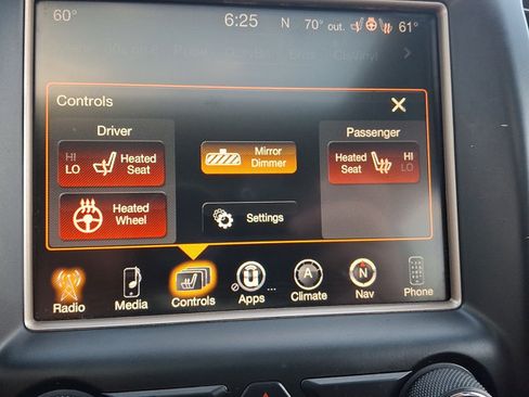 Used 2015 Jeep Grand Cherokee Limited w/ Trailer Tow Group IV AWD/4WD image 26