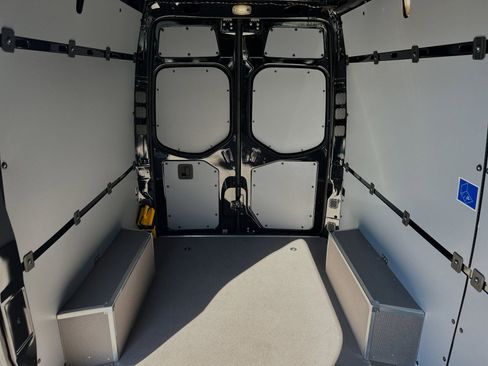 New 2025 Mercedes-Benz Sprinter 2500 image 15