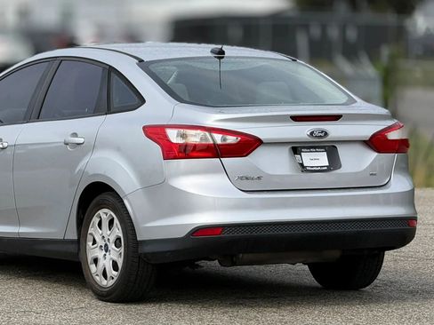 Used 2012 Ford Focus SE image 16