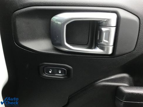 Used 2023 Jeep Wrangler Rubicon w/ Xtreme 35 Tire Package image 14