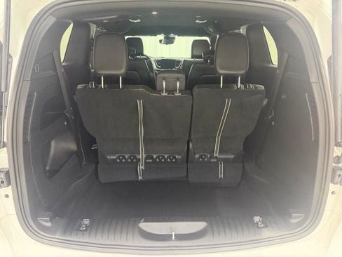 Used 2023 Chrysler Pacifica Touring-L w/ S Appearance Package FWD image 23