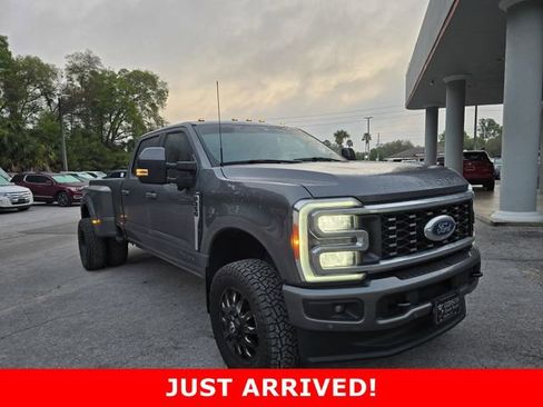 Used 2023 Ford F350 Lariat w/ Lariat Ultimate Package image 1