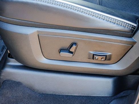 Used 2026 RAM 2500 Laramie AWD/4WD image 25