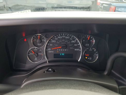 New 2026 GMC Savana 2500 Extended RWD image 27