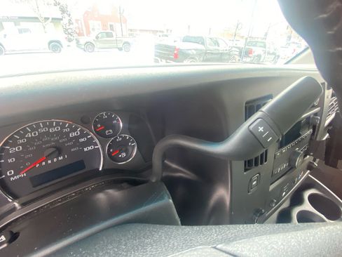 Used 2021 Chevrolet Express 3500 w/ Power Convenience Package image 28