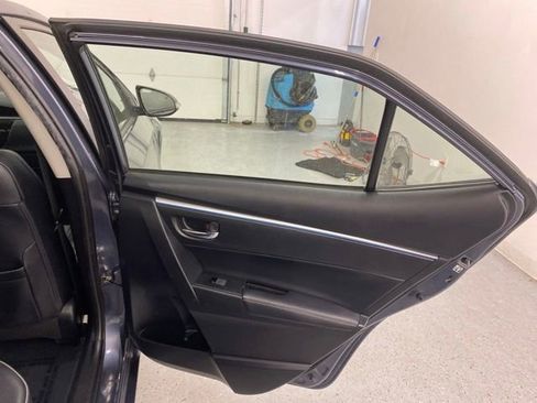 Used 2015 Toyota Corolla S FWD image 29