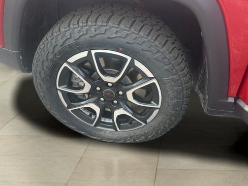 Used 2025 Jeep Compass Trailhawk AWD/4WD image 34