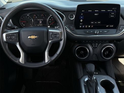 Used 2023 Chevrolet Blazer LT w/ Convenience Package image 11