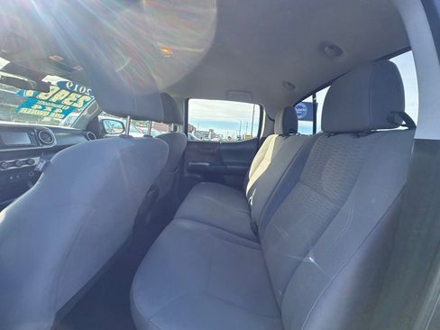 Used 2019 Toyota Tacoma SR5 image 10