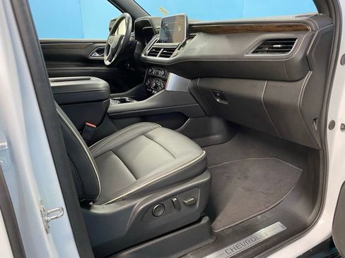 Used 2024 Chevrolet Tahoe Premier w/ Premium Package image 52