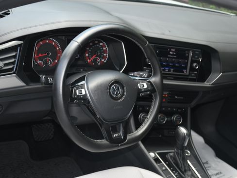 Used 2021 Volkswagen Jetta R-Line FWD image 9