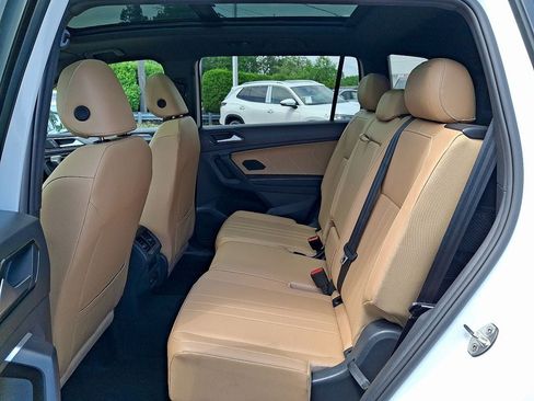 Certified 2023 Volkswagen Tiguan SE R-Line FWD image 11