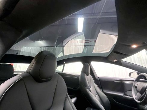 Used 2023 Tesla Model S image 27