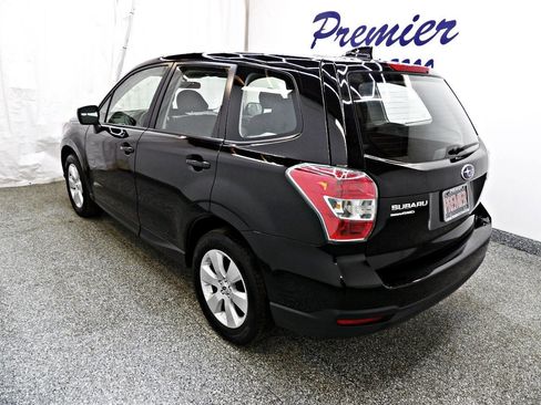 Used 2016 Subaru Forester 2.5i image 4