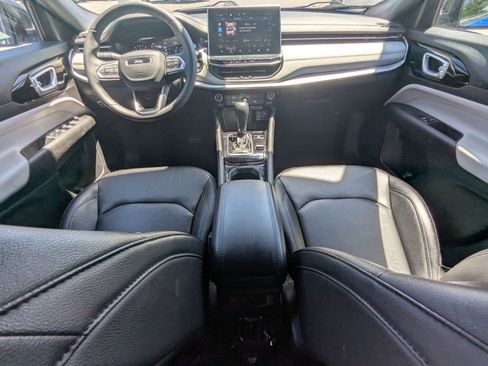 Used 2025 Jeep Compass Limited AWD/4WD image 26
