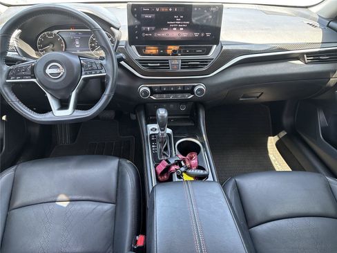 Used 2023 Nissan Altima 2.5 SR w/ SR Premium Package FWD image 15