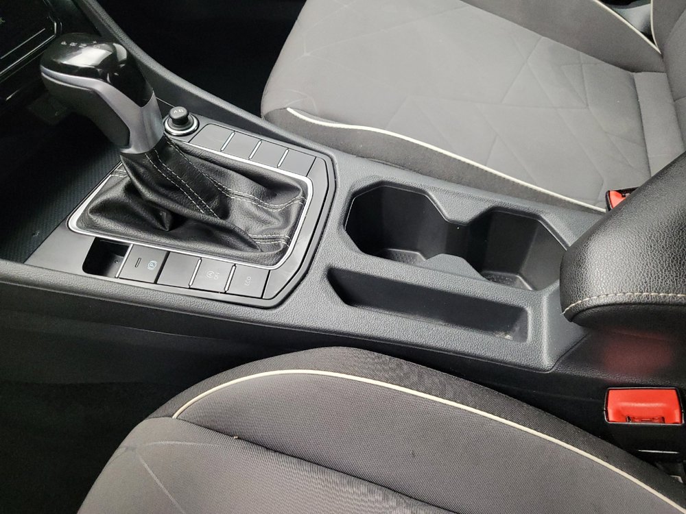 Used 2025 Volkswagen Jetta Sport FWD image 26