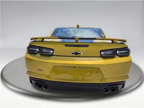 Used 2024 Chevrolet Camaro SS RWD image 13
