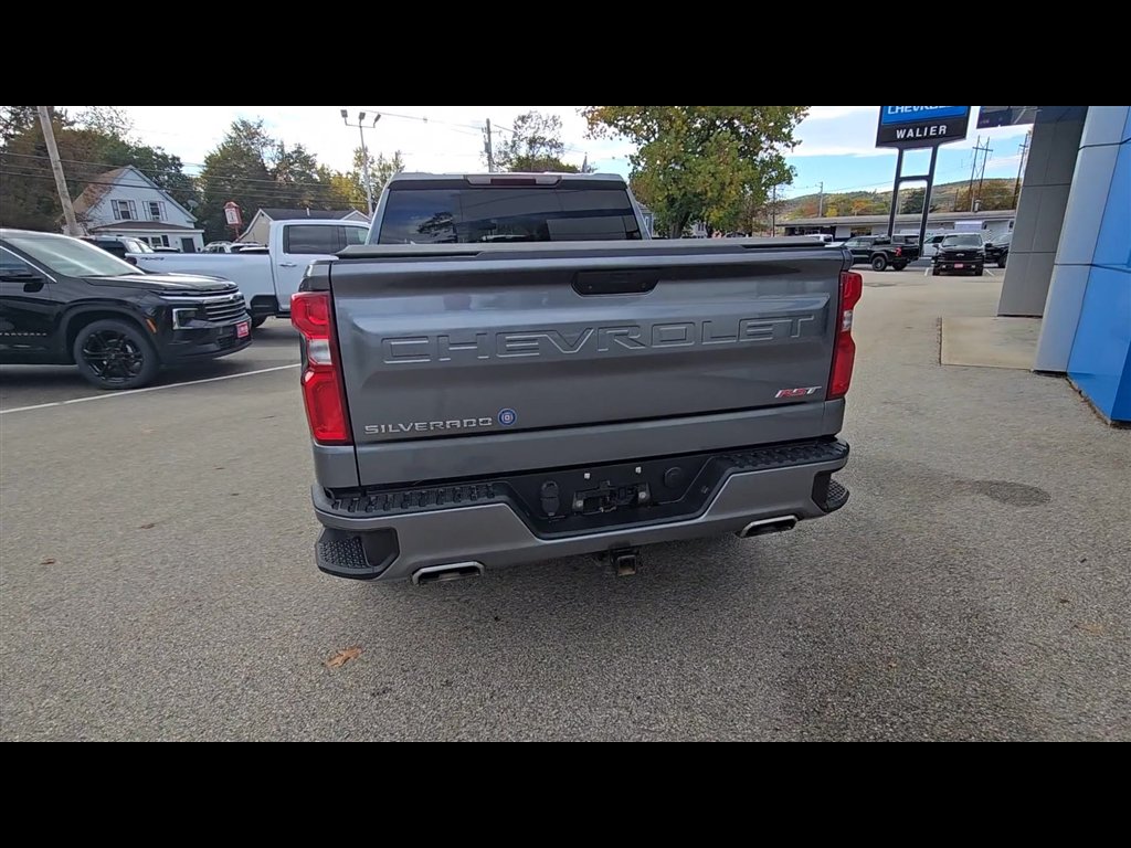 Used 2022 Chevrolet Silverado 1500 RST AWD/4WD image 7